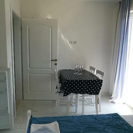 Apartmani Zaostrog